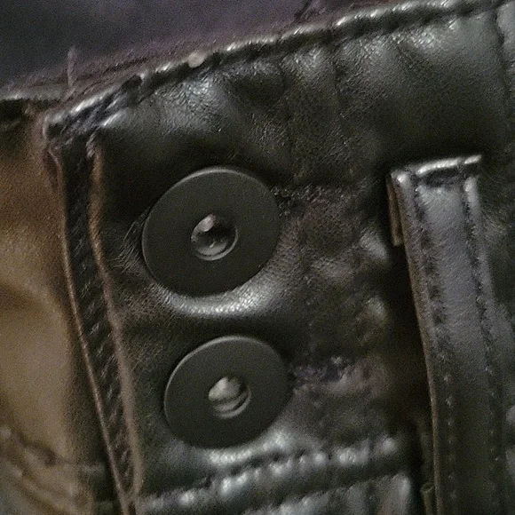 No Boundries  Jr. Pleather pants. - Picture 3 of 5
